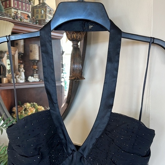 Brand New Express Silk Black V-Neck Swarovski Crystal Jeweled Party Top Dressy - Picture 6 of 16